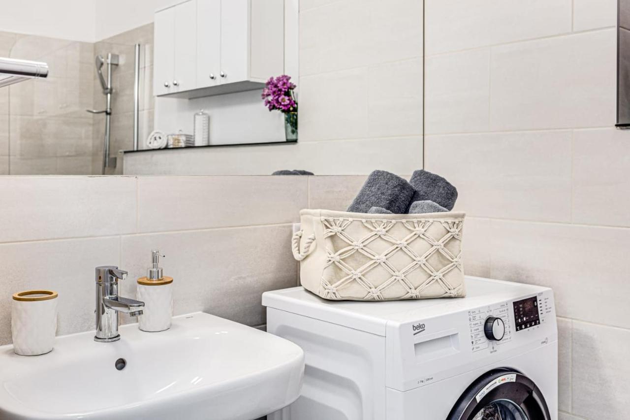 Ari Green Apartment Near Atrium Mall Arad Luaran gambar